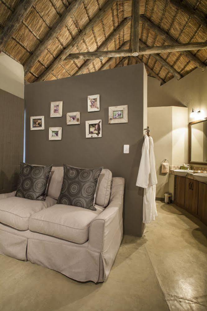 Tambuti Lodge Pilanesberg Exterior foto
